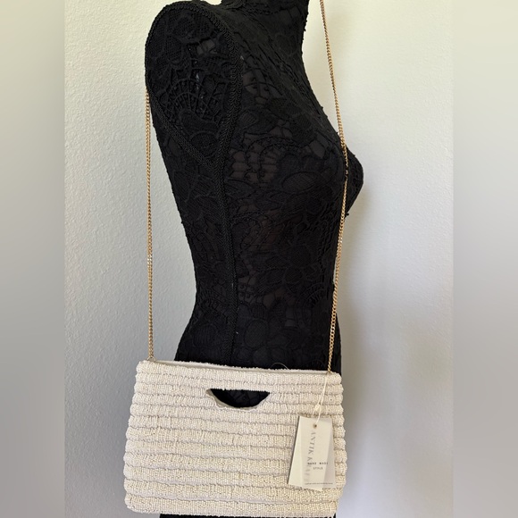 Antik Kraft Cream and Gold Quilted Clutch - Picture 4 of 4